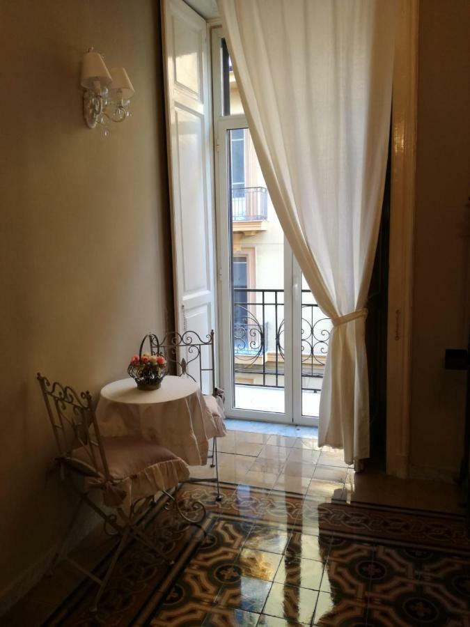 Live And Love Neapel Exterior foto