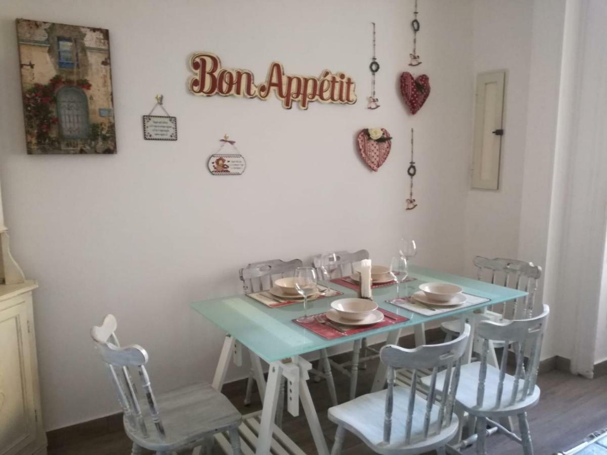 Live And Love Neapel Exterior foto
